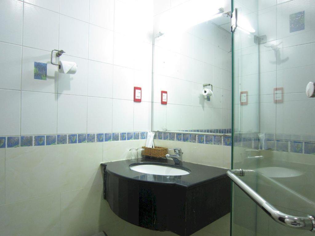 Thien Hoa Hotel Ho Şi Min Exterior foto